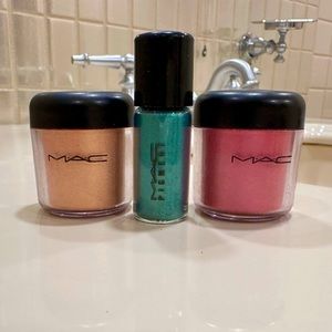 MAC Cosmetics Pigment Bundle